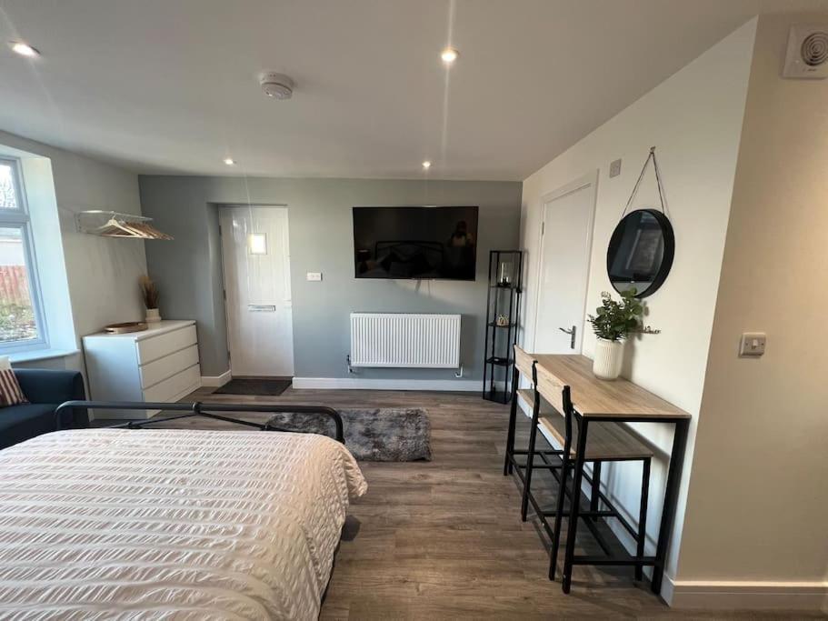 Abbotsbury 1 Bed Studio Opposite Uwe Free Parking ブリストル エクステリア 写真