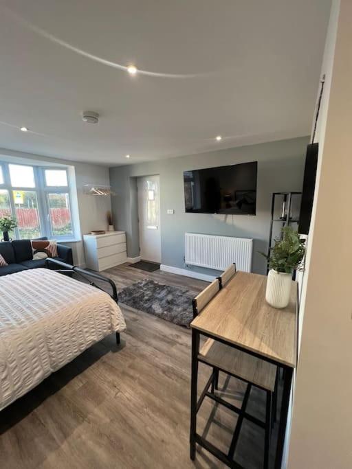 Abbotsbury 1 Bed Studio Opposite Uwe Free Parking ブリストル エクステリア 写真
